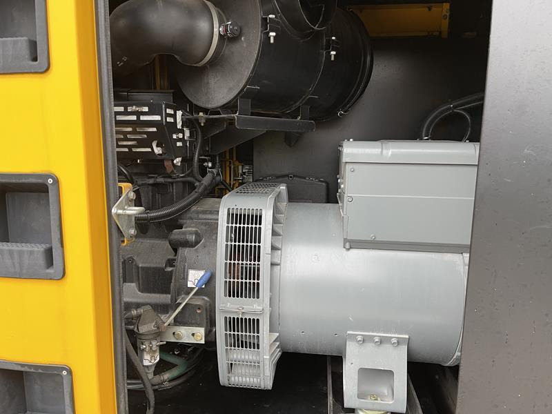 SDMO R 165 C3 - Электрогенератор: фото 3 SDMO R 165 C3 - Электрогенератор: фото 3