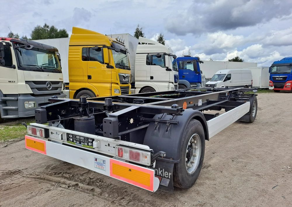 Krone Przyczepa BDF Krone MAXI Hamulce tarczowe - Прицеп-контейнеровоз/ Сменный кузов: фото 3 Krone Przyczepa BDF Krone MAXI Hamulce tarczowe - Прицеп-контейнеровоз/ Сменный кузов: фото 3