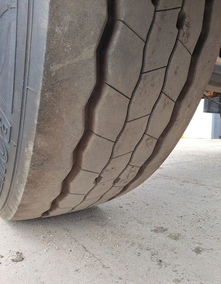 Krone Przyczepa Krone BDF - Прицеп-контейнеровоз/ Сменный кузов: фото 4 Krone Przyczepa Krone BDF - Прицеп-контейнеровоз/ Сменный кузов: фото 4