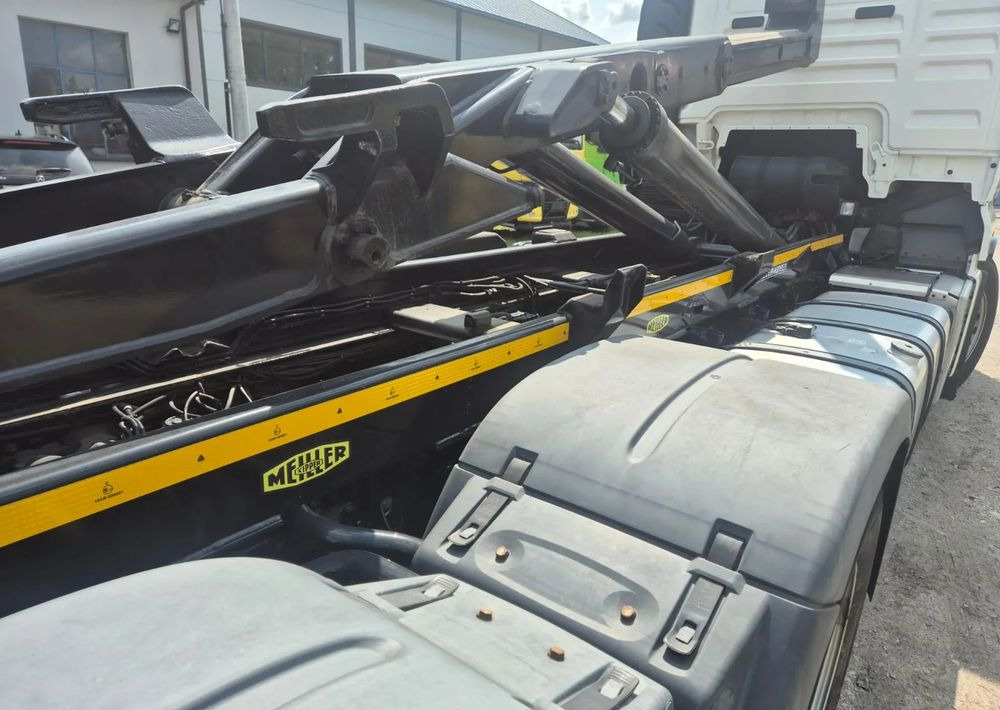 MAN TGX 26-460 Hakowiec oś skrętna - Крюковой мультилифт: фото 5 MAN TGX 26-460 Hakowiec oś skrętna - Крюковой мультилифт: фото 5