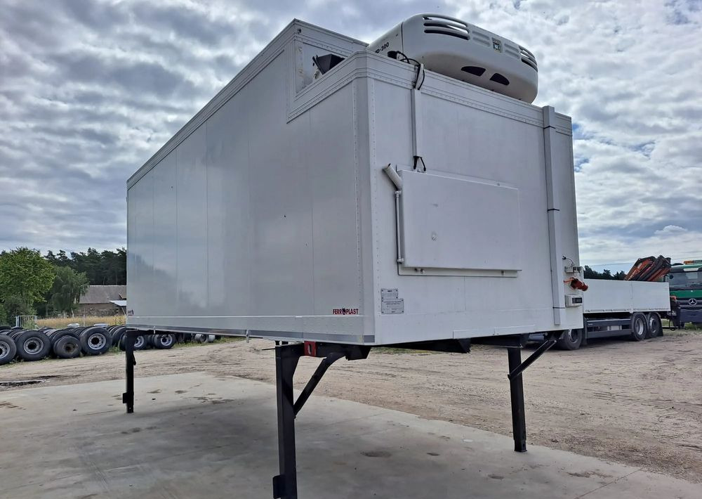 Schmitz Cargobull Chłodnia BDF kontener z agregatem Thermo King MD300 - Прицеп-рефрижератор: фото 3 Schmitz Cargobull Chłodnia BDF kontener z agregatem Thermo King MD300 - Прицеп-рефрижератор: фото 3