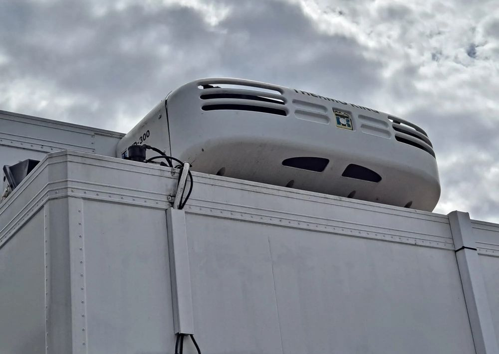 Schmitz Cargobull Chłodnia BDF kontener z agregatem Thermo King MD300 - Прицеп-рефрижератор: фото 2 Schmitz Cargobull Chłodnia BDF kontener z agregatem Thermo King MD300 - Прицеп-рефрижератор: фото 2