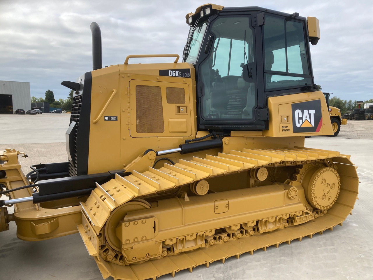 CATERPILLAR D6K2 LGP - Бульдозер: фото 2 CATERPILLAR D6K2 LGP - Бульдозер: фото 2