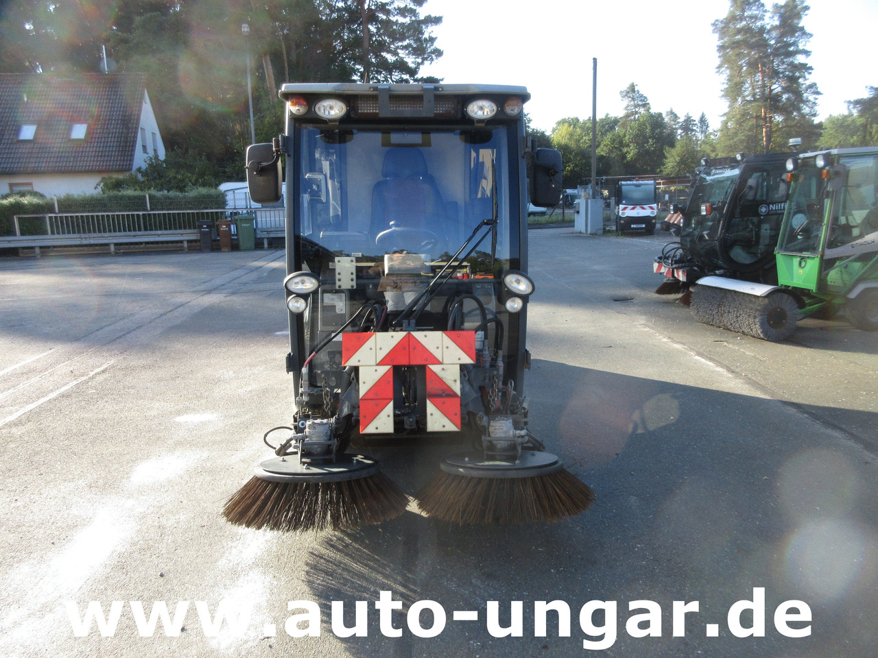 Hako CityMaster CM 1600 Kehrmaschine Knicklenkung Allrad Kommunalfahrzeug - Подметально-уборочная машина: фото 2 Hako CityMaster CM 1600 Kehrmaschine Knicklenkung Allrad Kommunalfahrzeug - Подметально-уборочная машина: фото 2