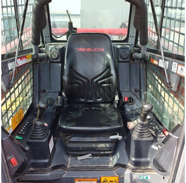 Takeuchi TL12 V2 Hi-Flow - Гусеничный погрузчик: фото 5 Takeuchi TL12 V2 Hi-Flow - Гусеничный погрузчик: фото 5