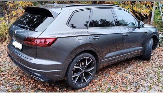 Volkswagen Touareg 3.0 TDi R-line 4-motion - Внедорожник: фото 2 Volkswagen Touareg 3.0 TDi R-line 4-motion - Внедорожник: фото 2