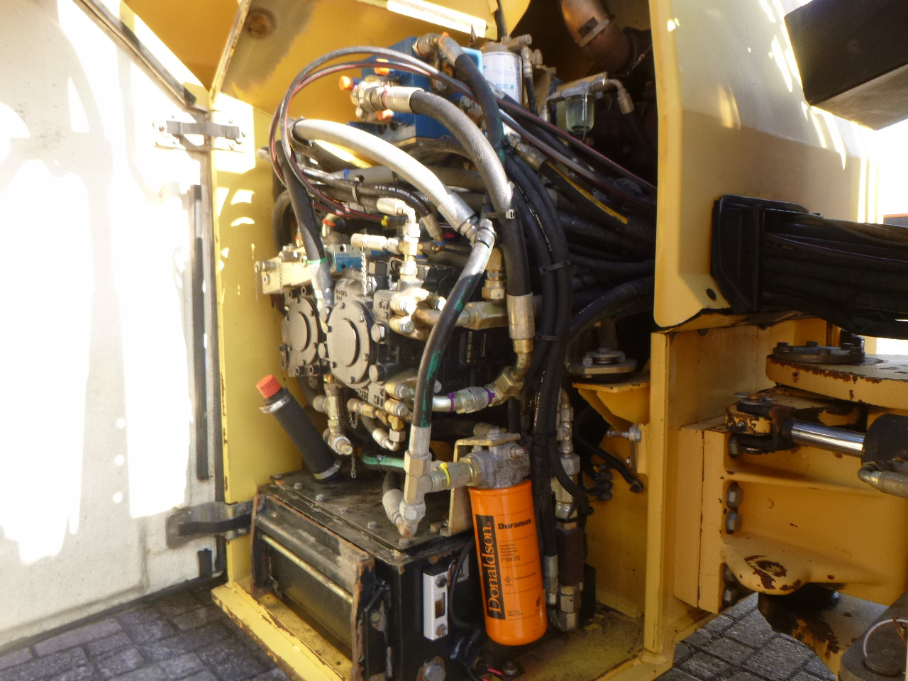 Дорожный каток DYNAPAC CC432V: фото 23 Дорожный каток DYNAPAC CC432V: фото 23