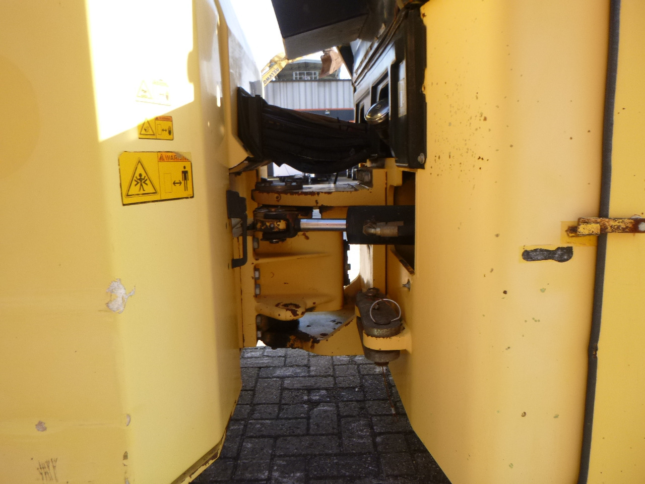 Дорожный каток DYNAPAC CC432V: фото 10 Дорожный каток DYNAPAC CC432V: фото 10