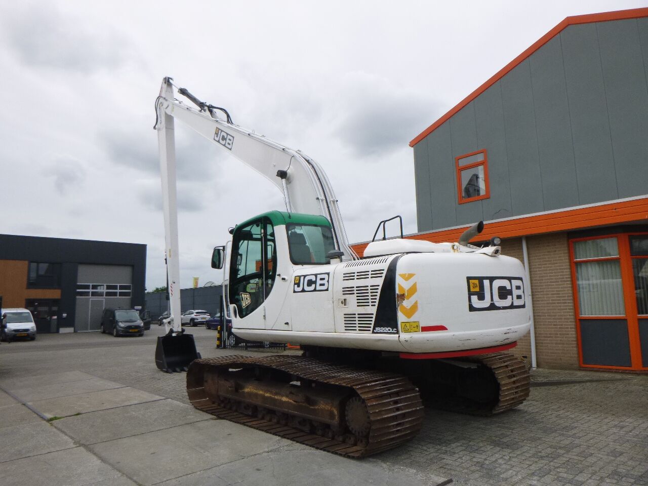 JCB JS220LC - Экскаватор с длинной стрелой: фото 2 JCB JS220LC - Экскаватор с длинной стрелой: фото 2