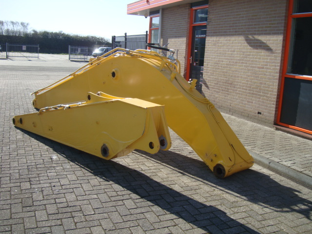 NEW HOLLAND E225BSR - Стрела для Гусеничных экскаваторов: фото 2 NEW HOLLAND E225BSR - Стрела для Гусеничных экскаваторов: фото 2