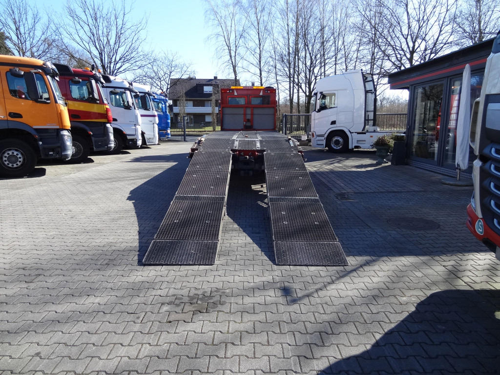 Mercedes-Benz Actros 2541 6X2 Maschinentransporter - Грузовик бортовой/ Платформа: фото 3 Mercedes-Benz Actros 2541 6X2 Maschinentransporter - Грузовик бортовой/ Платформа: фото 3