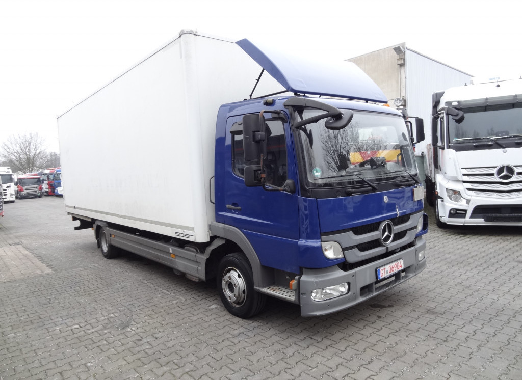 Mercedes-Benz Atego 822 - Грузовик с закрытым кузовом: фото 3 Mercedes-Benz Atego 822 - Грузовик с закрытым кузовом: фото 3