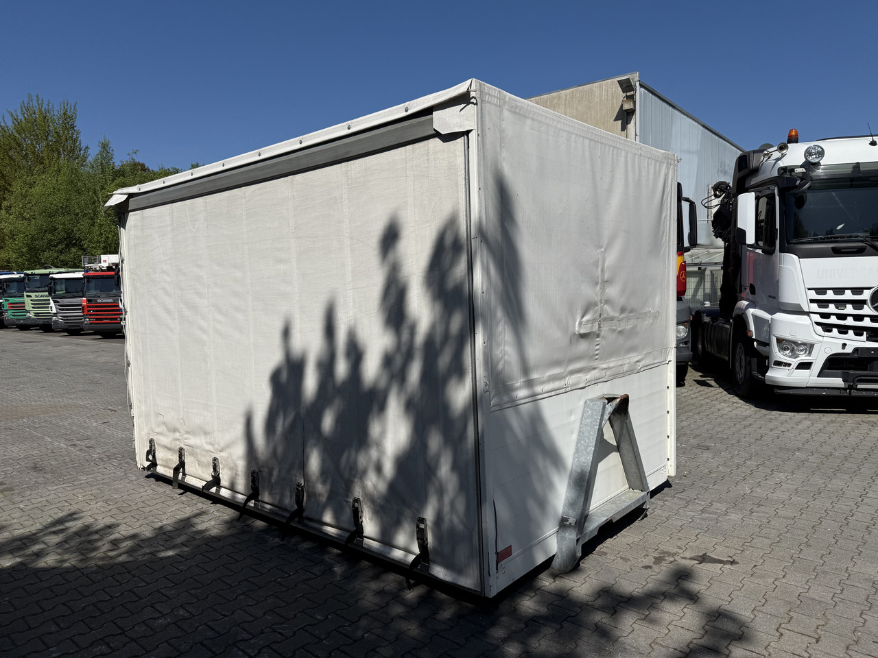 Plane/ Mulde/ Container Ex- Rotes Kreuz - Контейнер для мультилифта: фото 4 Plane/ Mulde/ Container Ex- Rotes Kreuz - Контейнер для мультилифта: фото 4