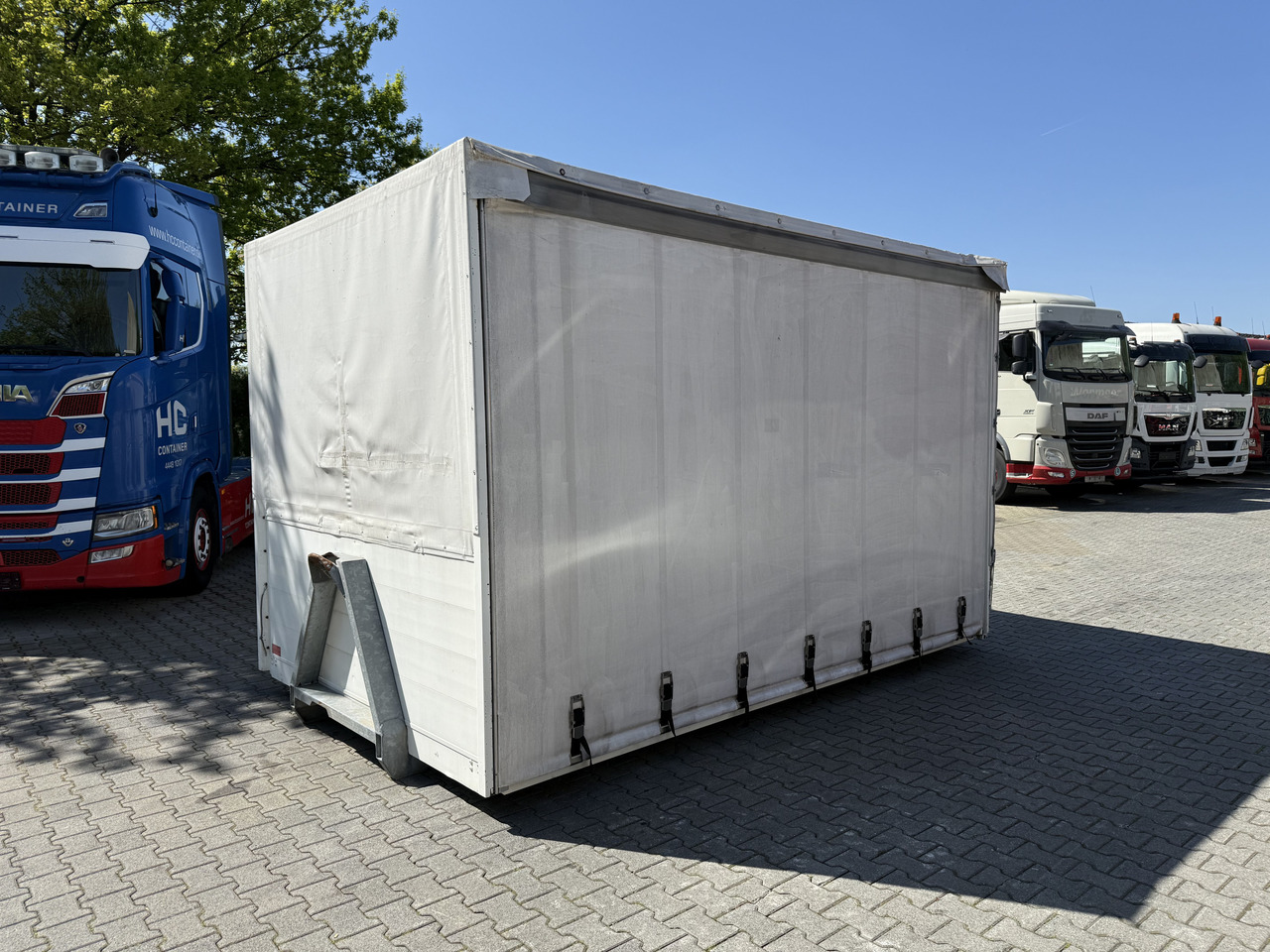 Plane/ Mulde/ Container Ex- Rotes Kreuz - Контейнер для мультилифта: фото 1 Plane/ Mulde/ Container Ex- Rotes Kreuz - Контейнер для мультилифта: фото 1