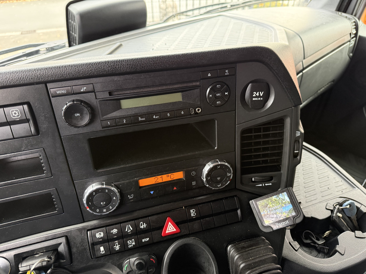 Mercedes-Benz Arocs 2642 LS 6X4 - Тягач: фото 5 Mercedes-Benz Arocs 2642 LS 6X4 - Тягач: фото 5