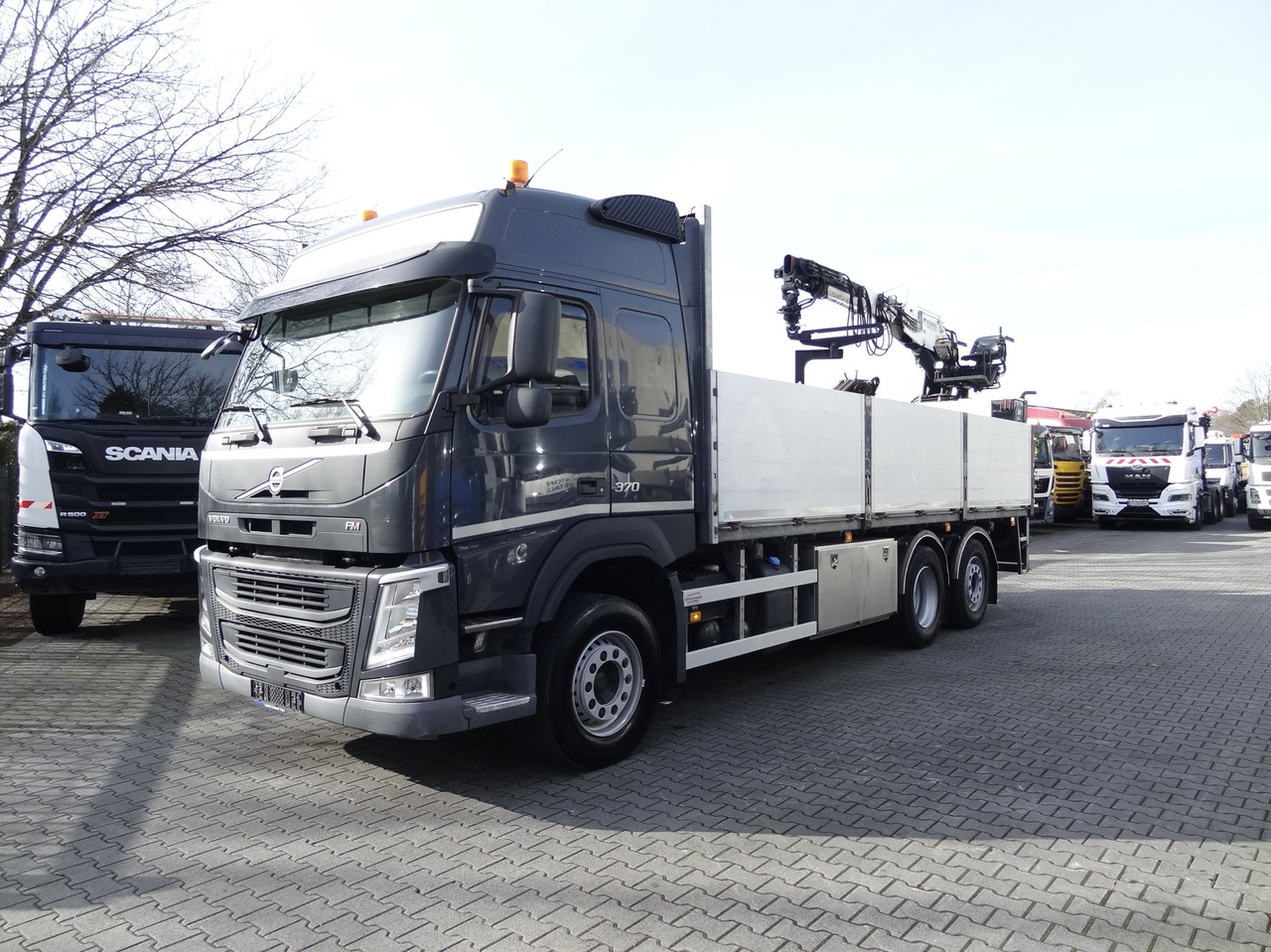 Volvo FM370 6X2*4 Kennis K14 Kran - Автоманипулятор, Грузовик бортовой/ Платформа: фото 1 Volvo FM370 6X2*4 Kennis K14 Kran - Автоманипулятор, Грузовик бортовой/ Платформа: фото 1