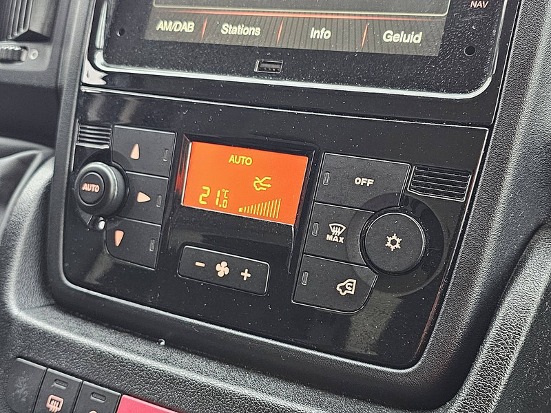 Цельнометаллический фургон Citroën Jumper 2.2 L4H2 Maxi Airco: фото 10 Цельнометаллический фургон Citroën Jumper 2.2 L4H2 Maxi Airco: фото 10