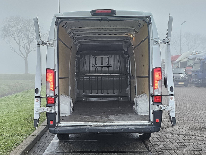 Цельнометаллический фургон Citroën Jumper 2.2 L4H2 Maxi Airco: фото 14 Цельнометаллический фургон Citroën Jumper 2.2 L4H2 Maxi Airco: фото 14