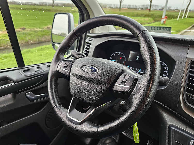 Легковой фургон Ford Transit Custom 2.0 TDCI 130 AUT. L1H1: фото 11 Легковой фургон Ford Transit Custom 2.0 TDCI 130 AUT. L1H1: фото 11