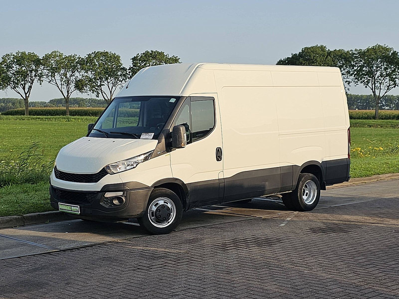 Iveco Daily 35 C - Цельнометаллический фургон: фото 2 Iveco Daily 35 C - Цельнометаллический фургон: фото 2