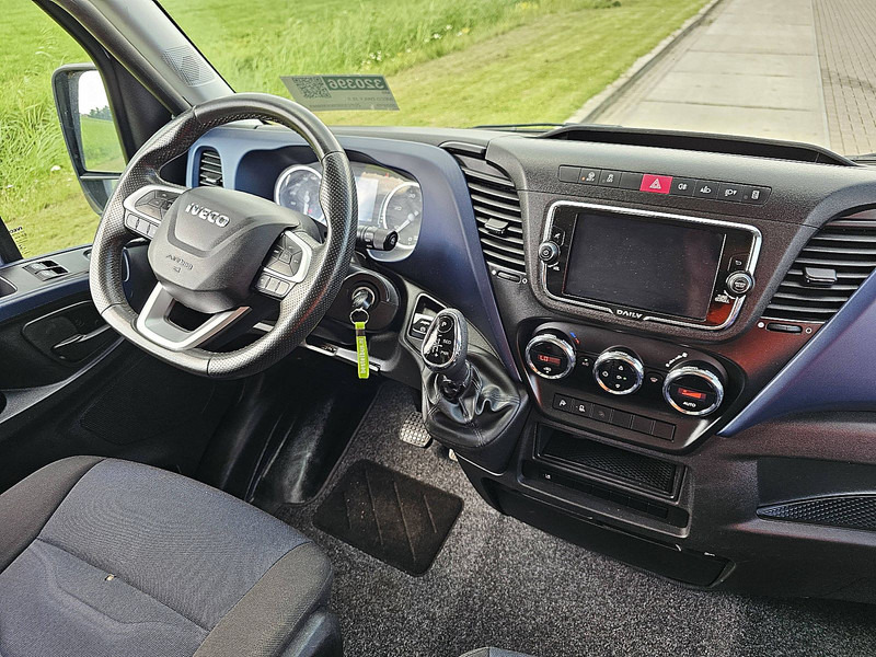 Цельнометаллический фургон Iveco Daily 35 S: фото 8