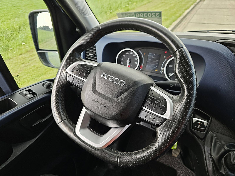Цельнометаллический фургон Iveco Daily 35 S: фото 10