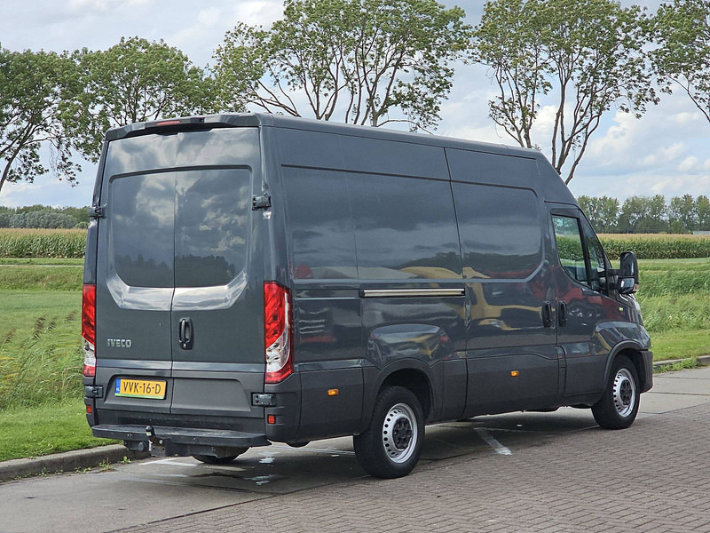 Iveco Daily - Цельнометаллический фургон: фото 3 Iveco Daily - Цельнометаллический фургон: фото 3