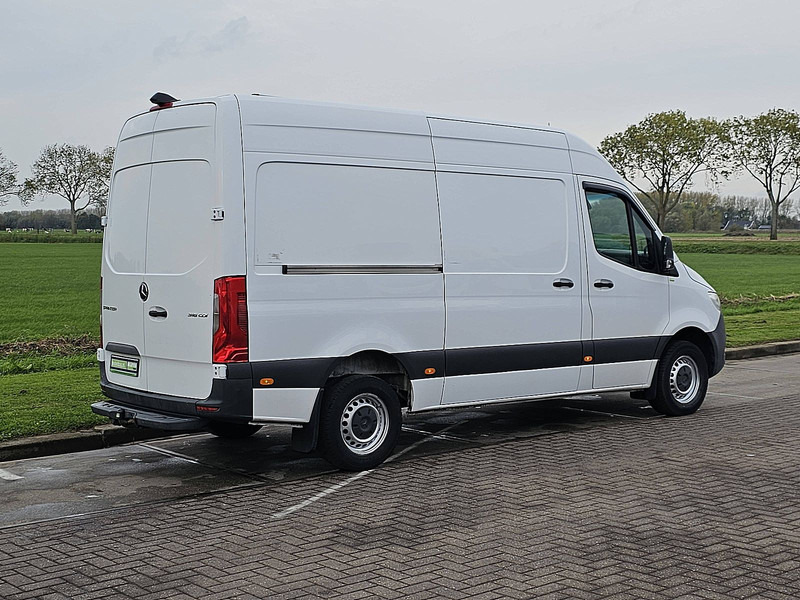 Mercedes-Benz Sprinter 316 L2H2 Navi RWD - Цельнометаллический фургон: фото 3 Mercedes-Benz Sprinter 316 L2H2 Navi RWD - Цельнометаллический фургон: фото 3