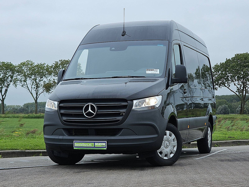 Mercedes-Benz Sprinter 317 L2H2 3.5t-Trekhaak - Цельнометаллический фургон: фото 1 Mercedes-Benz Sprinter 317 L2H2 3.5t-Trekhaak - Цельнометаллический фургон: фото 1