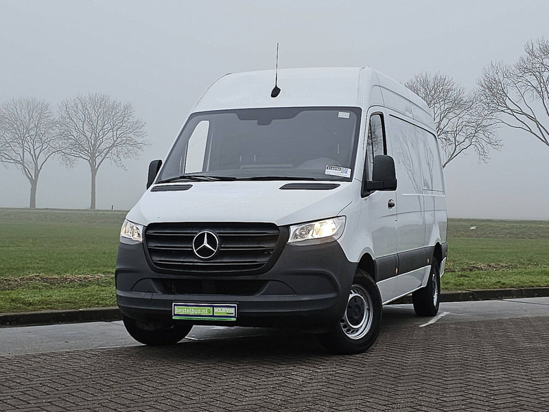 Mercedes-Benz Sprinter 317 L2H2 Mbux Automaat! - Цельнометаллический фургон: фото 1 Mercedes-Benz Sprinter 317 L2H2 Mbux Automaat! - Цельнометаллический фургон: фото 1