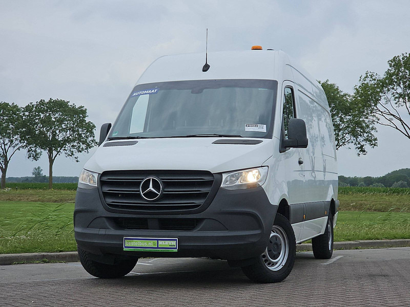 Mercedes-Benz Sprinter 319 L2H2 V6 3.5t-Trekh. - Цельнометаллический фургон: фото 1 Mercedes-Benz Sprinter 319 L2H2 V6 3.5t-Trekh. - Цельнометаллический фургон: фото 1