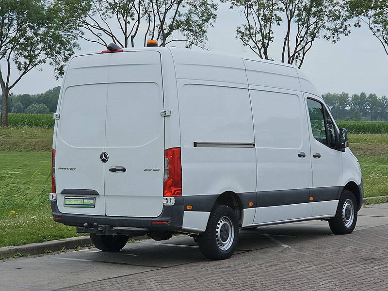 Mercedes-Benz Sprinter 319 L2H2 V6 3.5t-Trekh. - Цельнометаллический фургон: фото 3 Mercedes-Benz Sprinter 319 L2H2 V6 3.5t-Trekh. - Цельнометаллический фургон: фото 3
