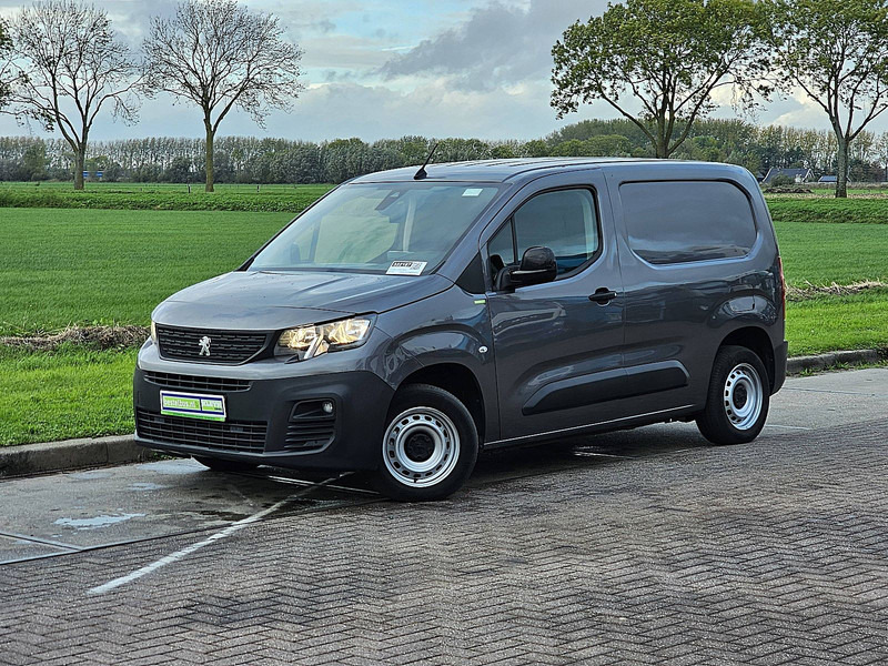 Peugeot Partner  1.5 BHDI 102 - Малотоннажный фургон: фото 2 Peugeot Partner  1.5 BHDI 102 - Малотоннажный фургон: фото 2