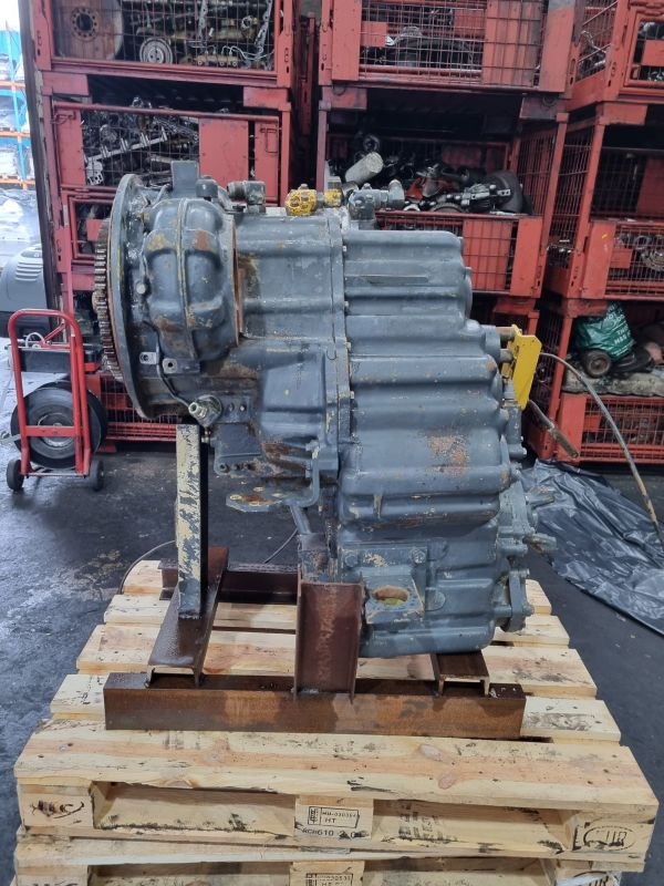 Komatsu WA320-3 Gearbox (Plant) - Коробка передач для Строительной техники: фото 5 Komatsu WA320-3 Gearbox (Plant) - Коробка передач для Строительной техники: фото 5