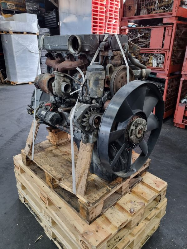 Mercedes Benz OM904LA.II/1-02 Non Adblue Engine (Truck) - Двигатель для Грузовиков: фото 4 Mercedes Benz OM904LA.II/1-02 Non Adblue Engine (Truck) - Двигатель для Грузовиков: фото 4