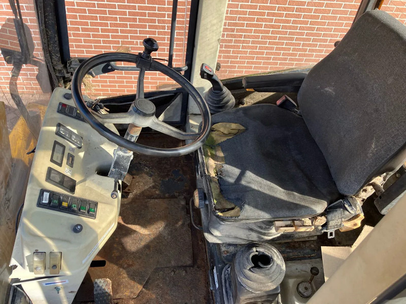 Колёсный погрузчик Ahlmann AS14: фото 6 Колёсный погрузчик Ahlmann AS14: фото 6