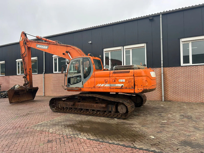 Doosan DX255LC - Гусеничный экскаватор: фото 2 Doosan DX255LC - Гусеничный экскаватор: фото 2