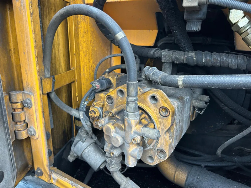 Hyundai R140LC-7A - Гусеничный экскаватор: фото 5 Hyundai R140LC-7A - Гусеничный экскаватор: фото 5