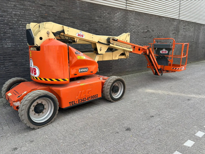 JLG E450AJ - Коленчатый подъемник: фото 3 JLG E450AJ - Коленчатый подъемник: фото 3