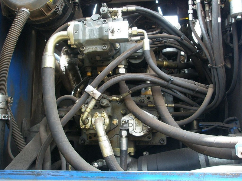 Liebherr LH50M - Перегружатель: фото 5 Liebherr LH50M - Перегружатель: фото 5