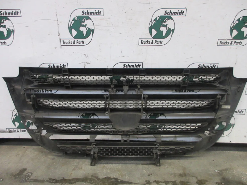 DAF 1886592 / 2046503 ONDERGRILL DAF CF SERIE MODEL 2020 - Решётка радиатора для Грузовиков: фото 4 DAF 1886592 / 2046503 ONDERGRILL DAF CF SERIE MODEL 2020 - Решётка радиатора для Грузовиков: фото 4
