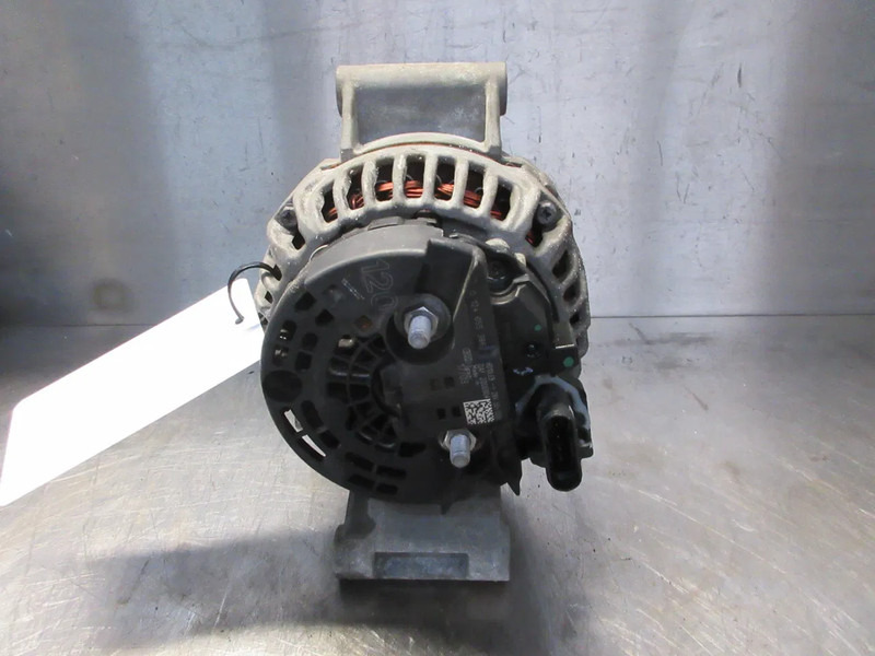 DAF 2000904 DAF XF CF DYNAMO EURO 6 MODEL 2018 - Генератор для Грузовиков: фото 3 DAF 2000904 DAF XF CF DYNAMO EURO 6 MODEL 2018 - Генератор для Грузовиков: фото 3