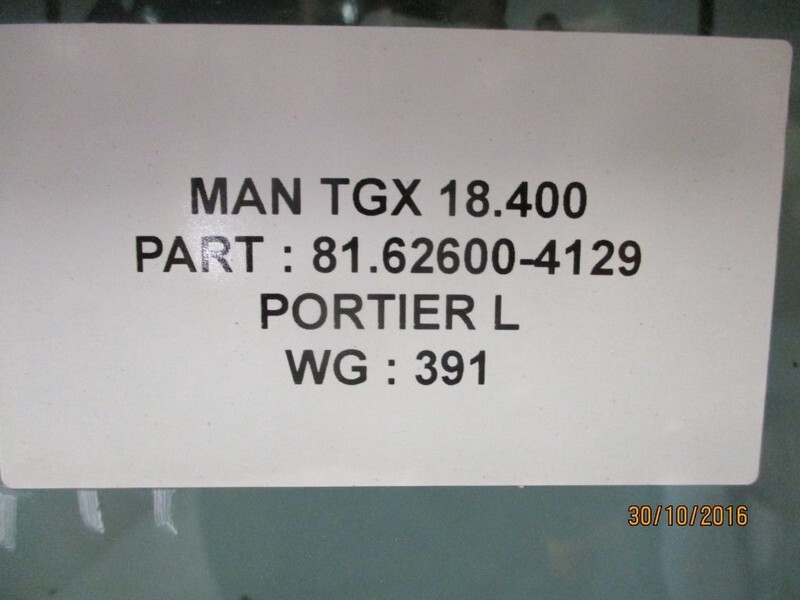 MAN 81.62600-4119 Deur Links TGX TGA - Кабина и интерьер для Грузовиков: фото 3 MAN 81.62600-4119 Deur Links TGX TGA - Кабина и интерьер для Грузовиков: фото 3
