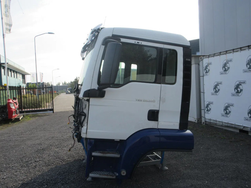 MAN MAN 26.320 TGS CABINE DAG UITVOERING MODEL 2016 EURO 6 - Кабина и интерьер для Грузовиков: фото 3 MAN MAN 26.320 TGS CABINE DAG UITVOERING MODEL 2016 EURO 6 - Кабина и интерьер для Грузовиков: фото 3