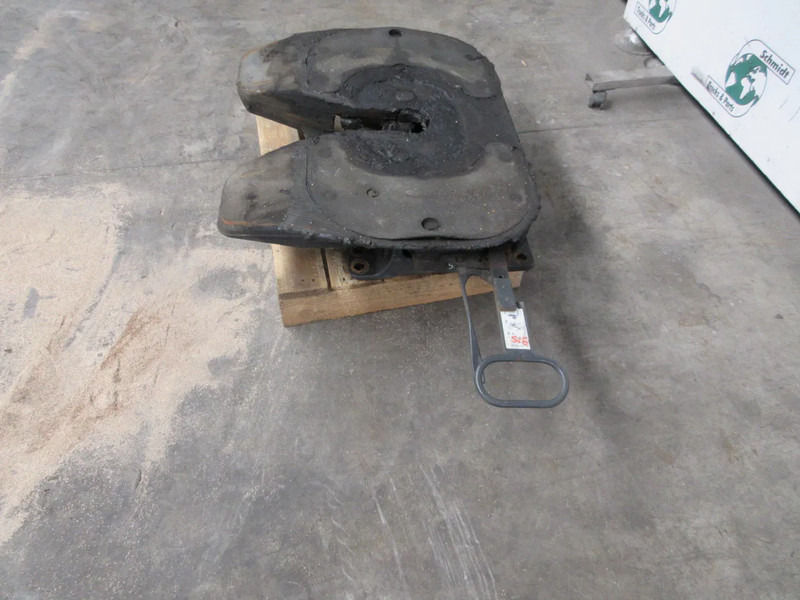 Mercedes-Benz 1845 A 000 315 06 09 SAF HOLLAND SCHOTEL BENZ 1845 MP4 // MP5 EURO 6 - Седло для Грузовиков: фото 4 Mercedes-Benz 1845 A 000 315 06 09 SAF HOLLAND SCHOTEL BENZ 1845 MP4 // MP5 EURO 6 - Седло для Грузовиков: фото 4