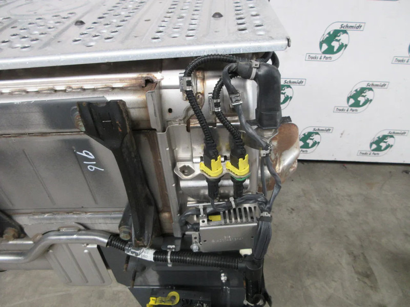 Mercedes-Benz A 008 490 21 21//A 008 490 22 12 // KATALYSATOR MERCEDES 1845 MODEL 2018 - Катализатор для Грузовиков: фото 4 Mercedes-Benz A 008 490 21 21//A 008 490 22 12 // KATALYSATOR MERCEDES 1845 MODEL 2018 - Катализатор для Грузовиков: фото 4