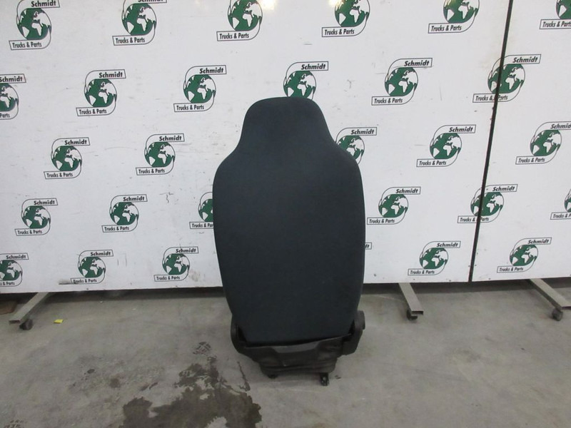 Volvo 825148943// 82514859 STOELEN SET FL 210 EURO 6 - Сиденье для Грузовиков: фото 4 Volvo 825148943// 82514859 STOELEN SET FL 210 EURO 6 - Сиденье для Грузовиков: фото 4