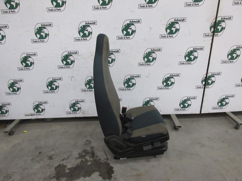 Volvo 825148943// 82514859 STOELEN SET FL 210 EURO 6 - Сиденье для Грузовиков: фото 5 Volvo 825148943// 82514859 STOELEN SET FL 210 EURO 6 - Сиденье для Грузовиков: фото 5