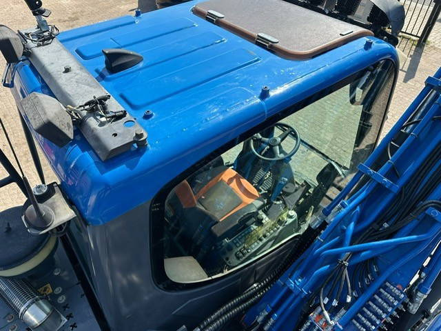 Doosan DX170W - Колёсный экскаватор: фото 3 Doosan DX170W - Колёсный экскаватор: фото 3