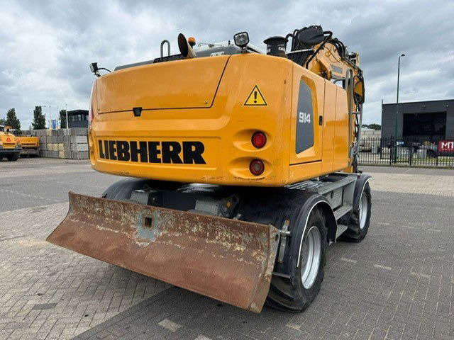 Liebherr A914 Rototilt - Колёсный экскаватор: фото 3 Liebherr A914 Rototilt - Колёсный экскаватор: фото 3